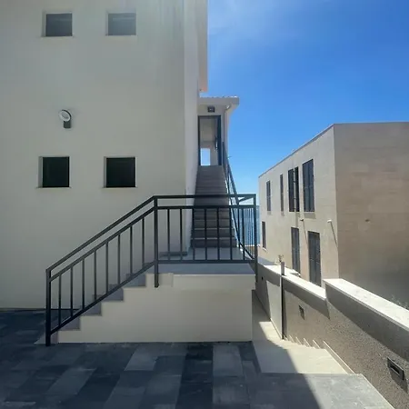 Sea View By Vivi Apartament *