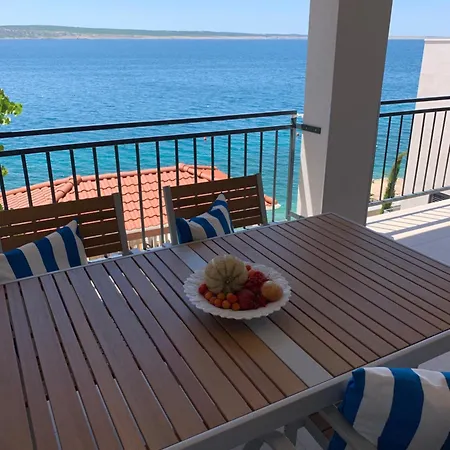 Sea View By Vivi Apartmán